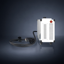 Chargeur mobile DC 40 kW JUPITER wallgreenbox vue arrière avec bouton arrêt d’urgence